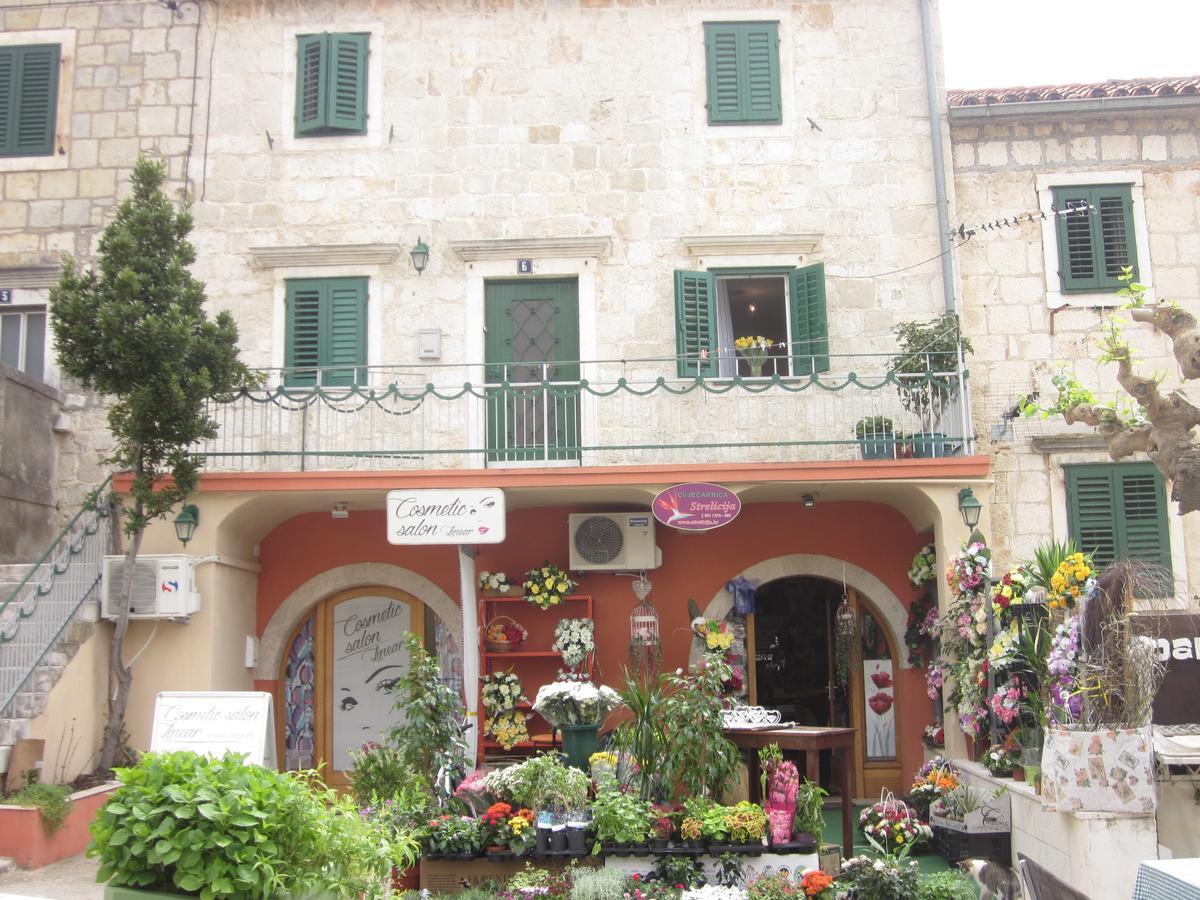 Apartment On The Square Makarska Dış mekan fotoğraf