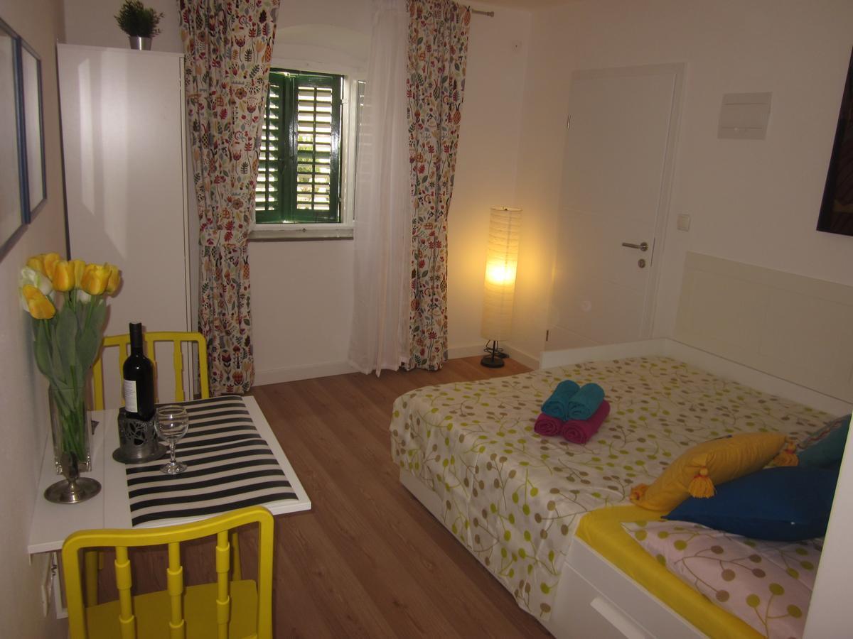 Apartment On The Square Makarska Dış mekan fotoğraf