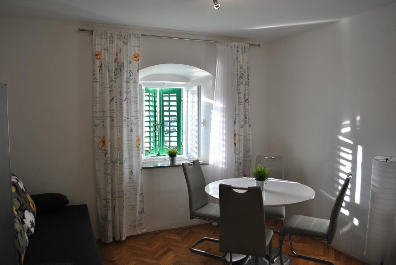 Apartment On The Square Makarska Dış mekan fotoğraf
