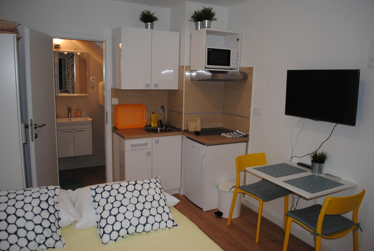 Apartment On The Square Makarska Dış mekan fotoğraf
